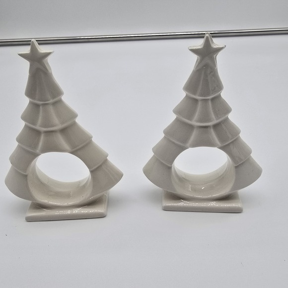 The Unbranded Brand Other - 2 Ceramic Porcelain Off White Christmas Tree Napkin Rings Vintage 4"x2.75"